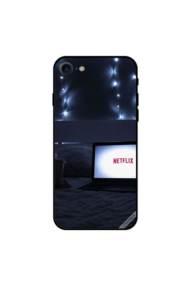 غطاء حماية لجهاز iPhone 7 مع Netflix على الكمبيوتر المحمول