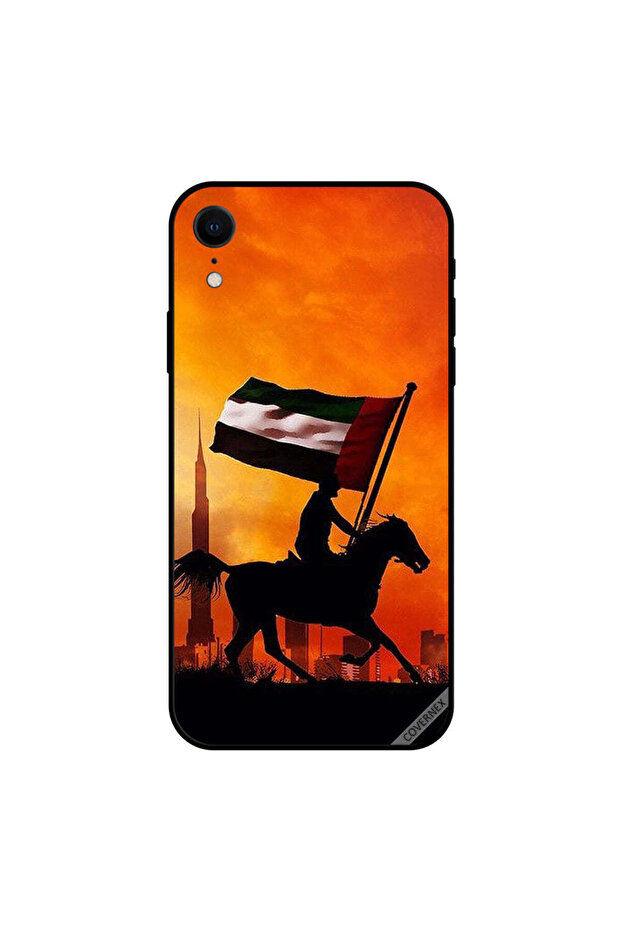 غطاء حماية لجهاز iPhone XR يحمل علم الإمارات العربية المتحدة أثناء الجري