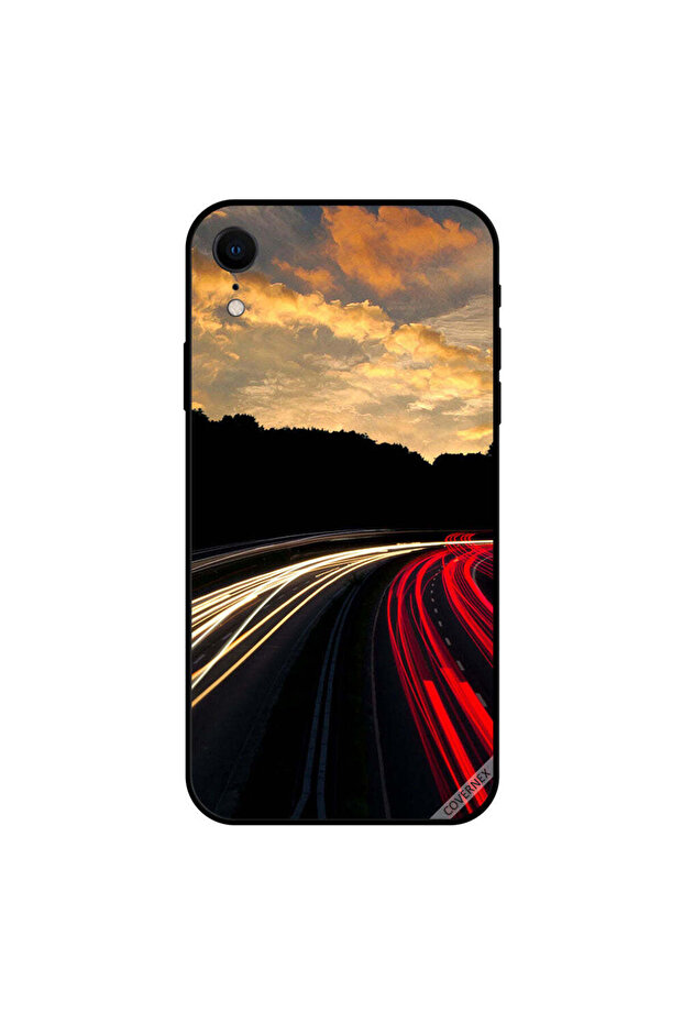 غطاء حماية لجهاز iPhone XR Lightening Road