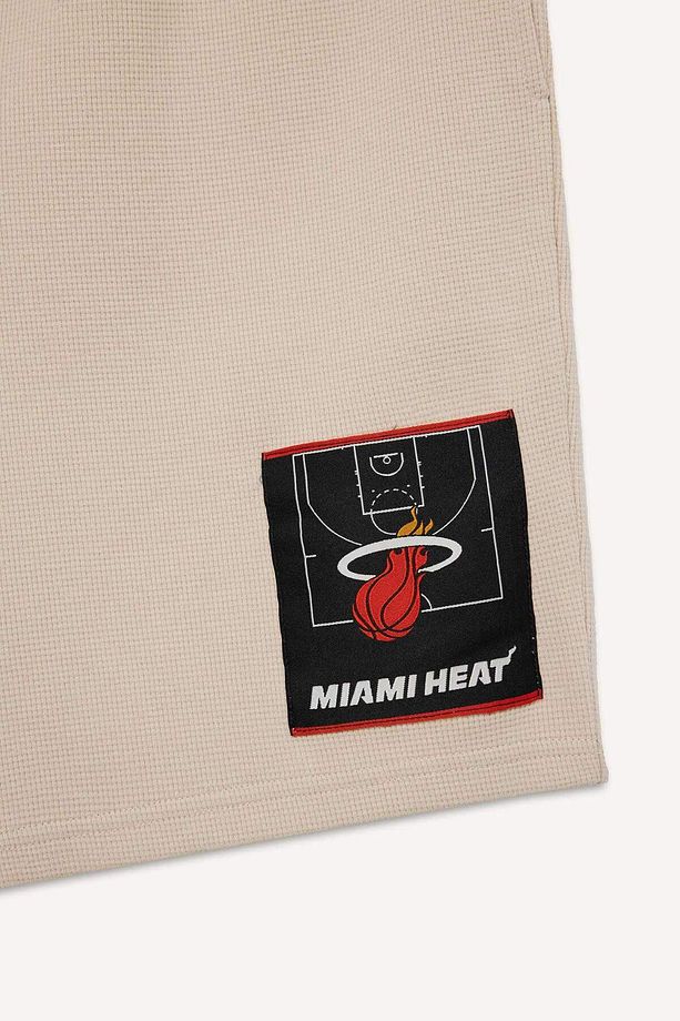 DeFactoFit NBA Miami Heat Standart Fit Kısa Paça Waffle Şort E4008AX25SM - 7