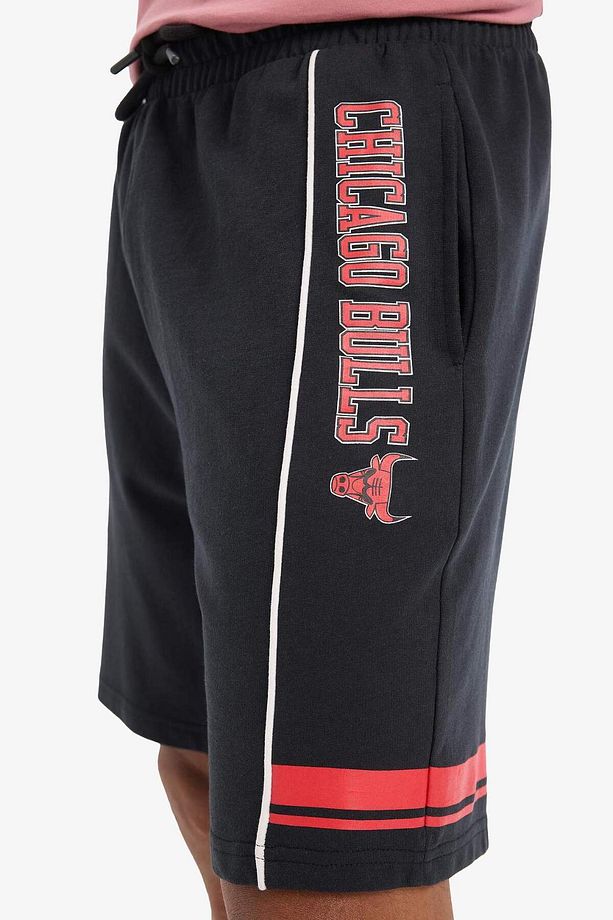 DeFactoFit NBA Chicago Bulls Standart Fit Kısa Paça Şort E3009AX25SM - 5