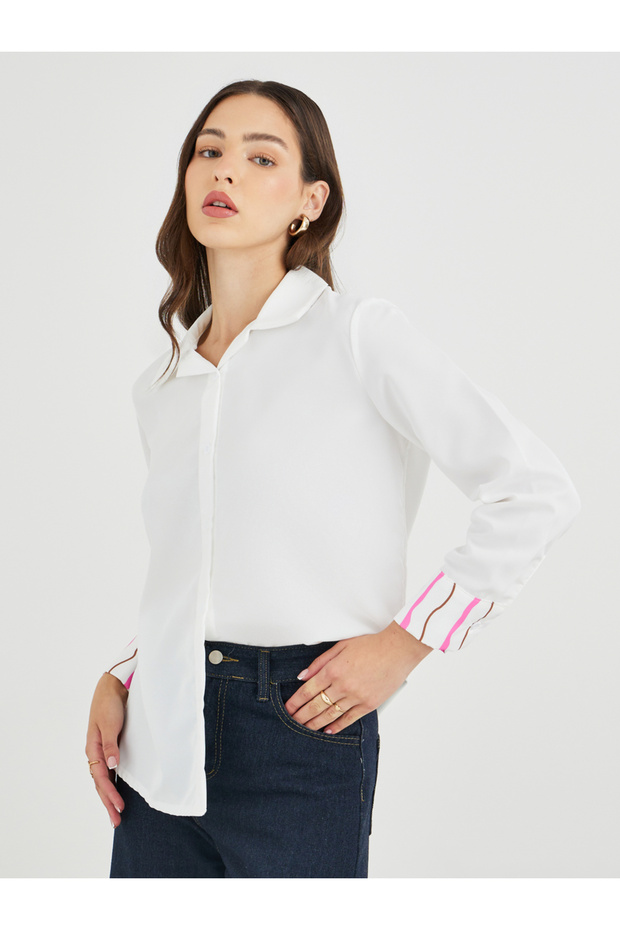 قميص سادة بأزرار وياقة واسعة - 5