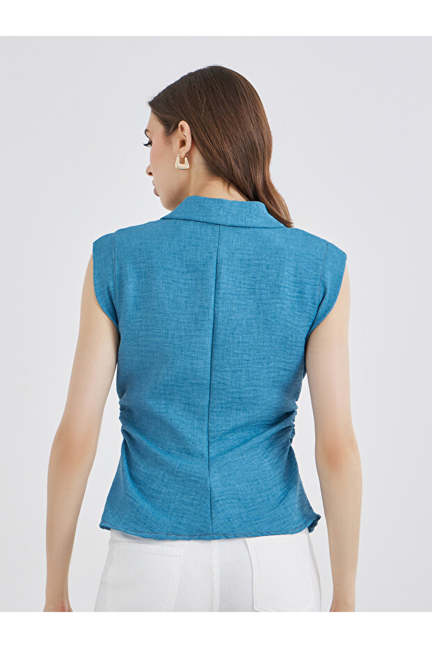 Solid Spread Collar Buttoned Sleeveless Shirt - 4