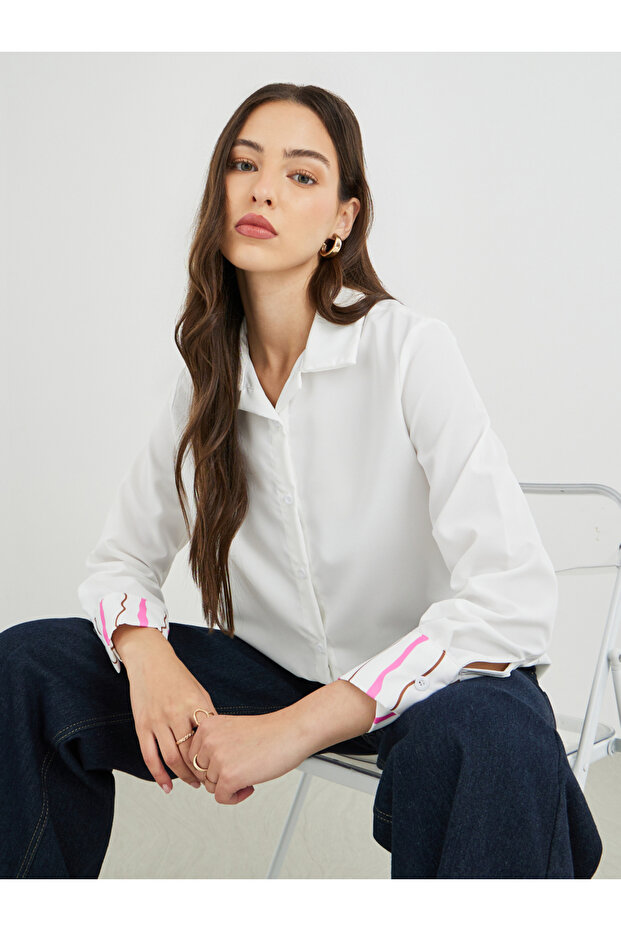 قميص سادة بأزرار وياقة واسعة - 1