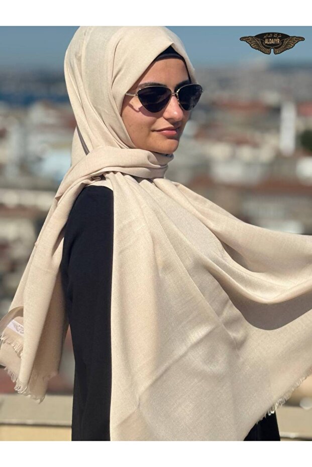 Shawl Fiskuvit 110 Grams of Headmina