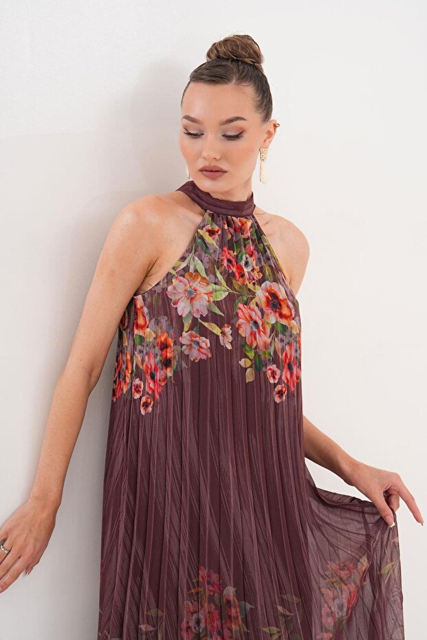 Halter Yaka Maxi Şifon Piliseli Kahverengi Elbise MCK5064 - 3