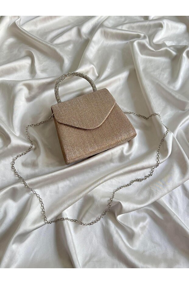 Nora Evening Dress Model Wedding Engagement Bag Gold