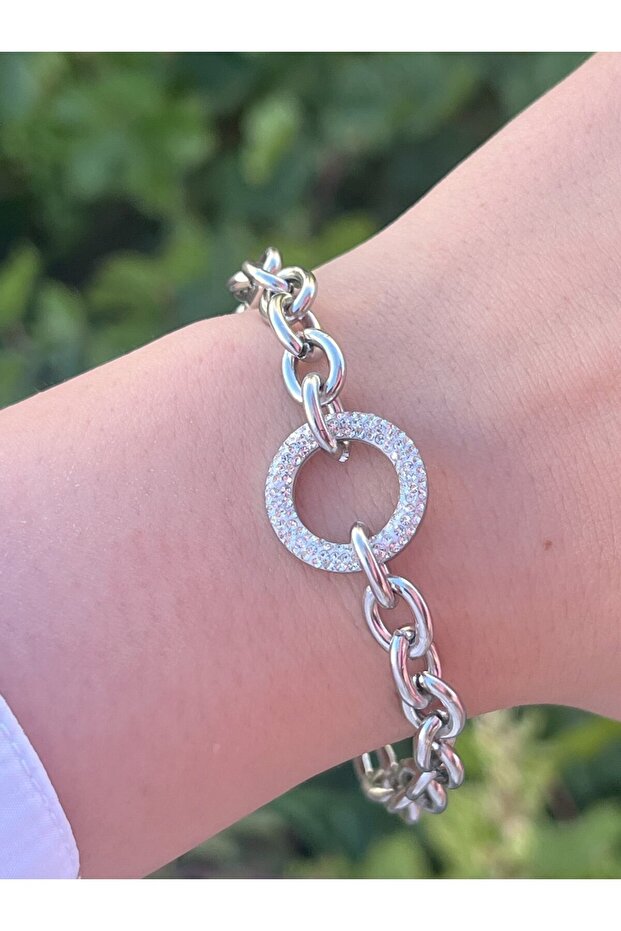 سوار بتفاصيل حلقة حجرية - 1