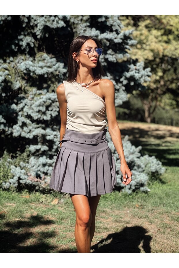 كماشة واحدة أساسية للجسم باللون البيج - 1