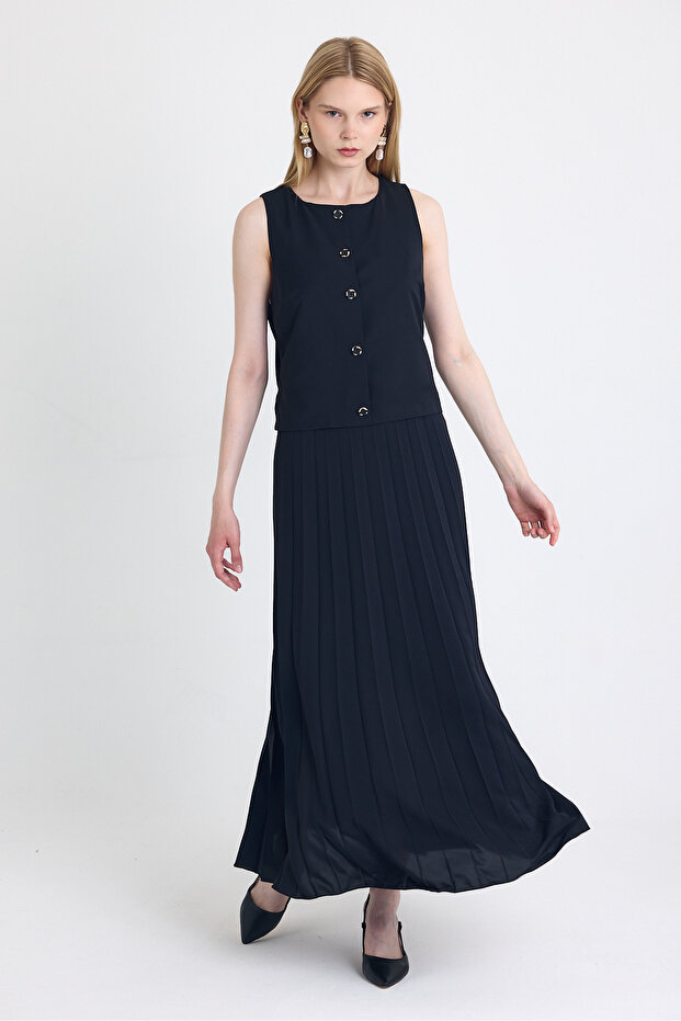 فستان مطوي بأزرار أمامية باللون الأسود 251627 - 3