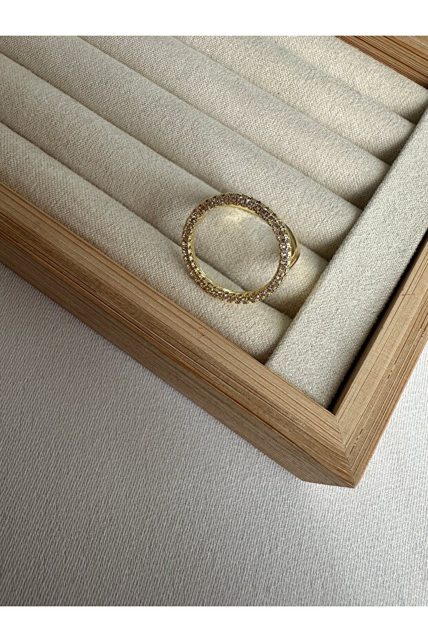 خاتم دائري من حجر الزركون الذهبي - 3