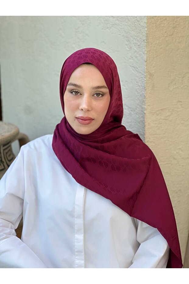 شال بنمط صدى من سلسلة جاكار حريري - 1