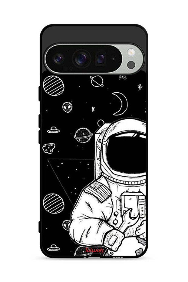 غطاء حماية لجهاز Google Pixel 9 Pro بتصميم رائد فضاء