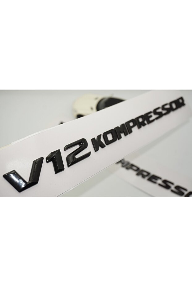 مجموعة شعار Benz V12 Compressor Mudguard الجانبية باللون الأسود مكونة من قطعتين