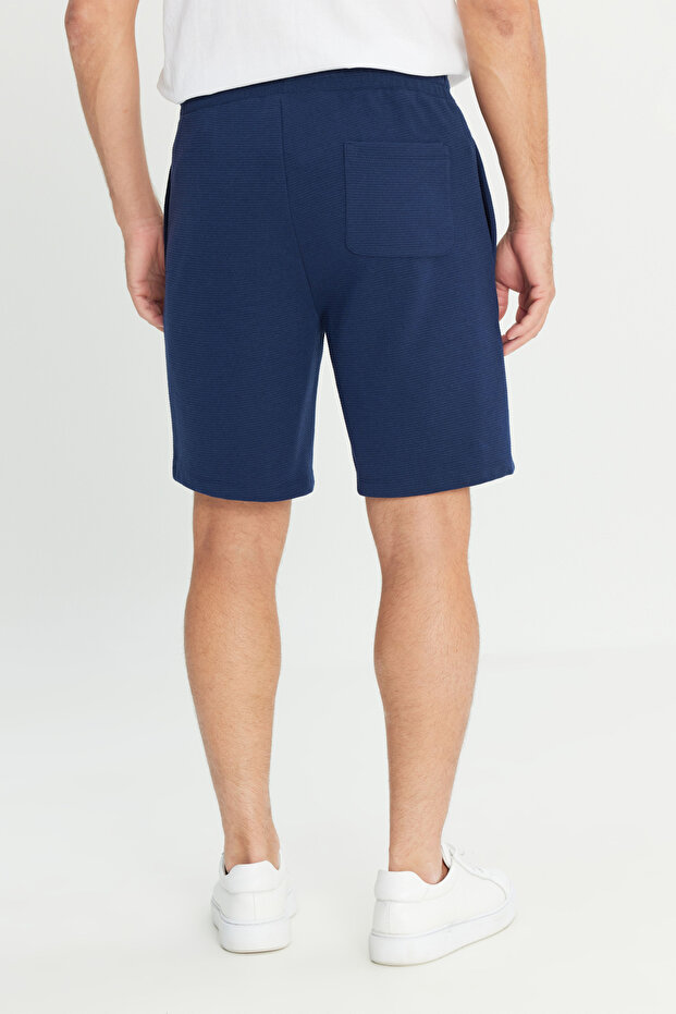 Erkek Lacivert Pamuklu Standart Fit Normal Kesim Beli Bağlamalı Yan Cepli Örme Şort - 6