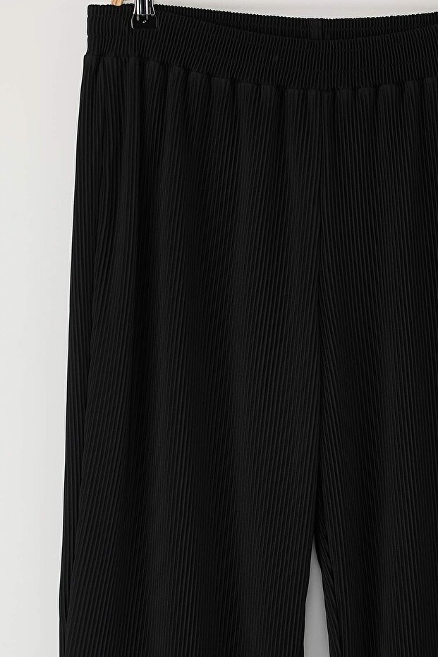 Siyah Beli Lastikli Pliseli Örme Büyük Beden Pantolon TBBAW26AR00007 - 6