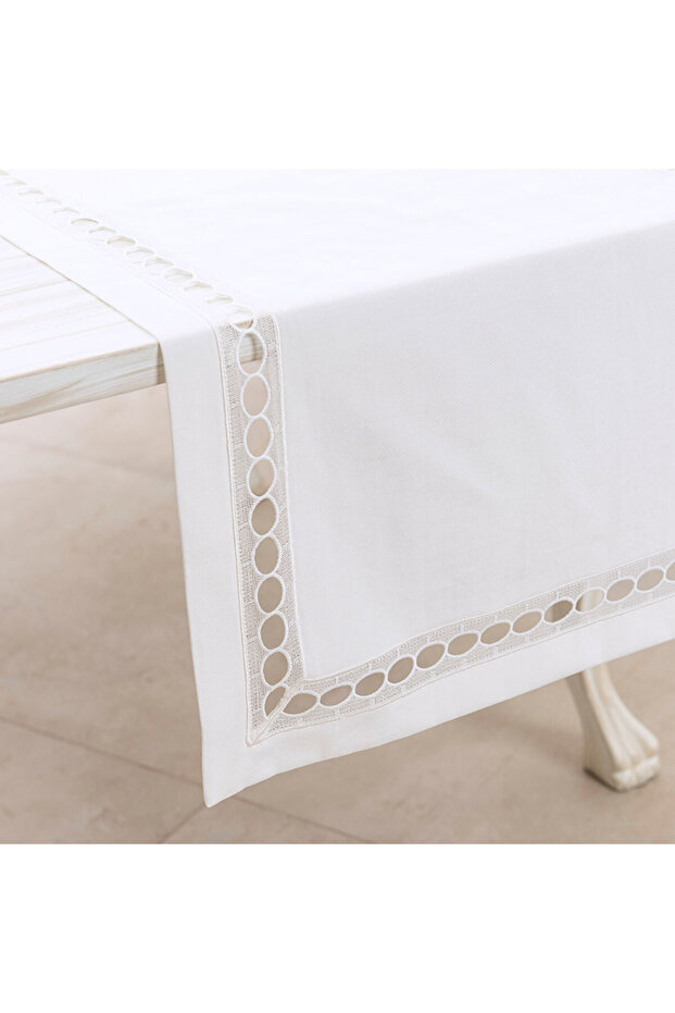 Dantelli Masa Bandı Pamina - 1