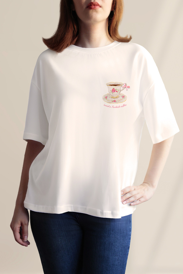 Women's Printed T-Shirt Coffee Time Coquette Oversize T-Shirt