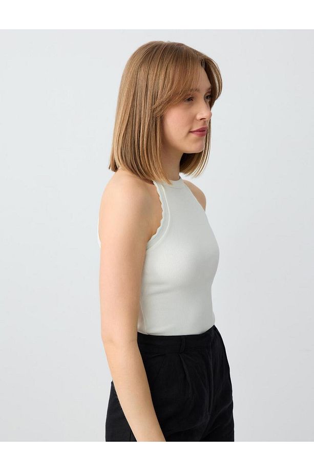 Ekru Dar Kesim Halter Yaka Örme Atlet - 4