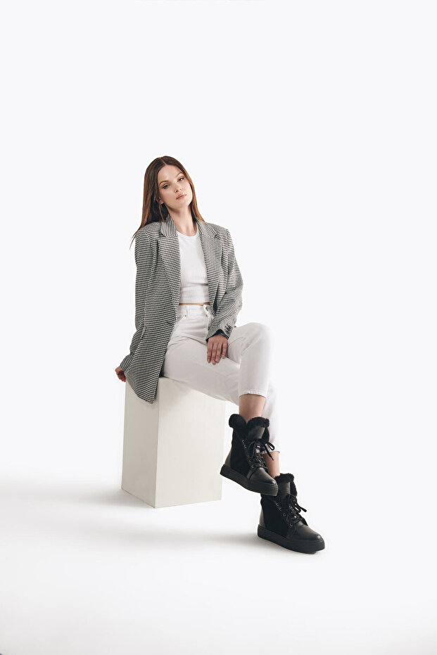 Bağcıklı Kadın Bot 191353 - 8