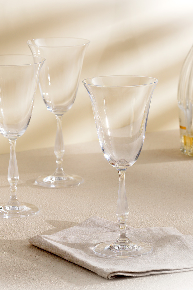 Lucinda 4'lü Kristal Şarap Kadehi Seti - 250ML - 1