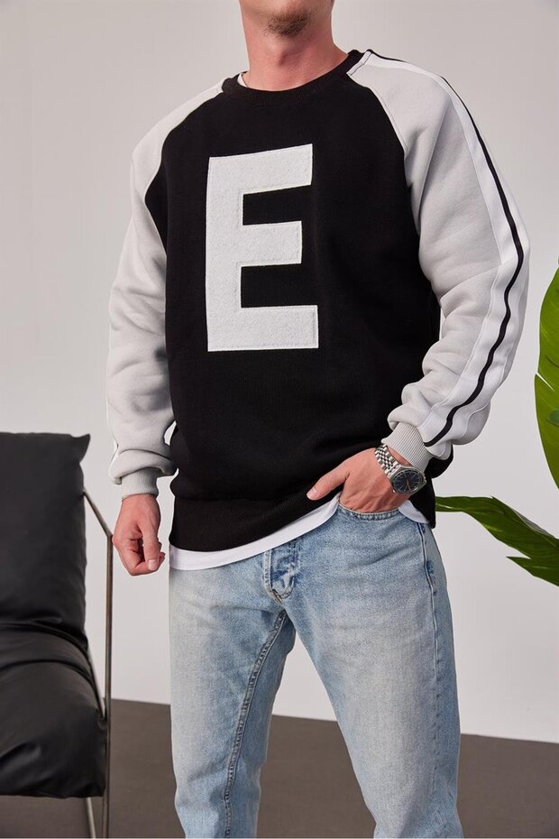 E Harf Baskılı Siyah Sweatshirt - 1
