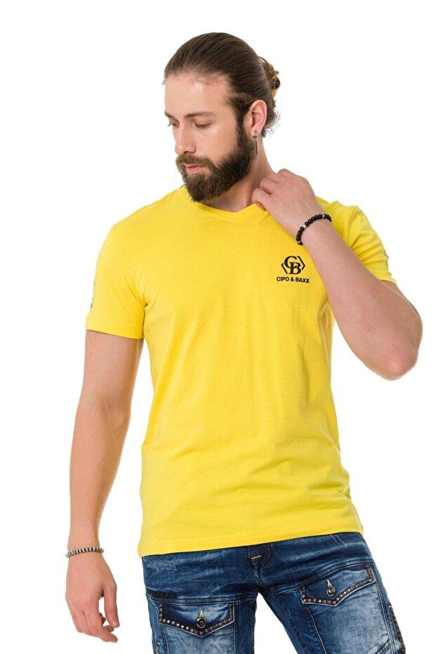 تيشيرت أساسي برقبة على شكل V CT740