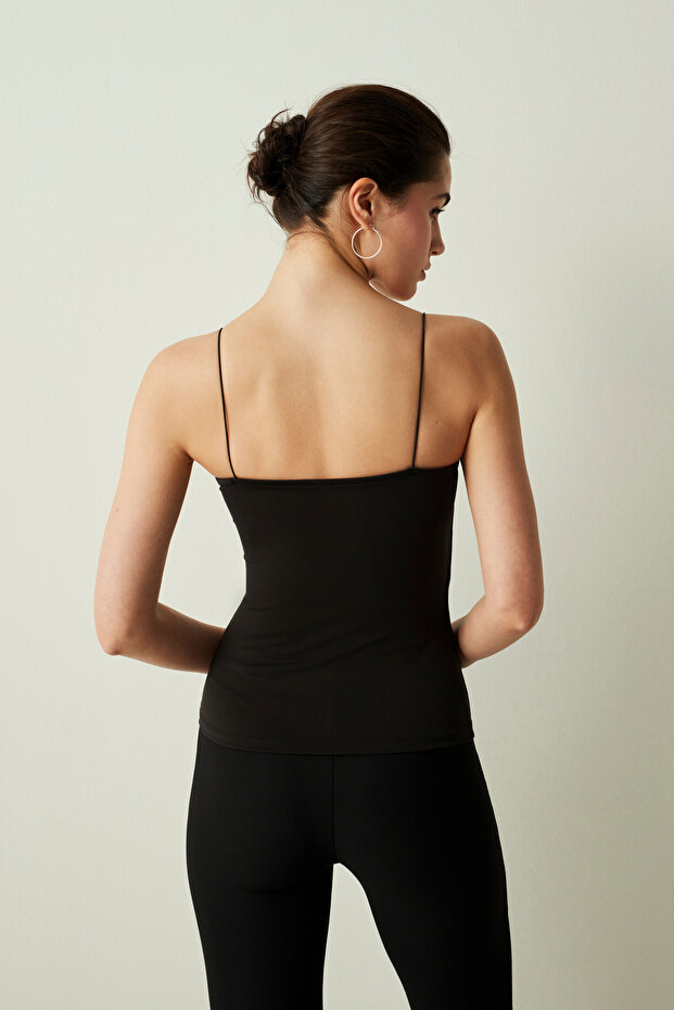 Siyah Ince Askılı Atlet - 4