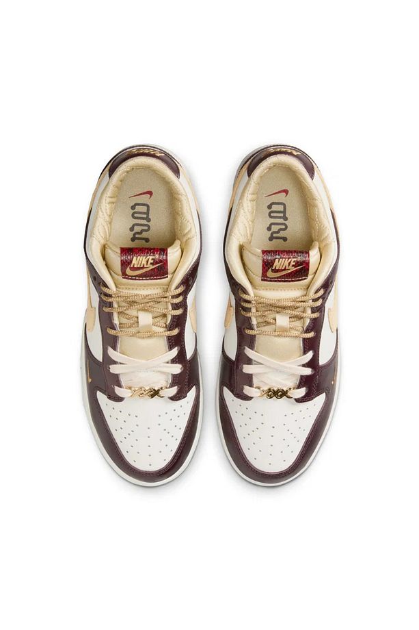 Dunk Low LX 'Year of the Snake' Sneaker Ayakkabı - 3
