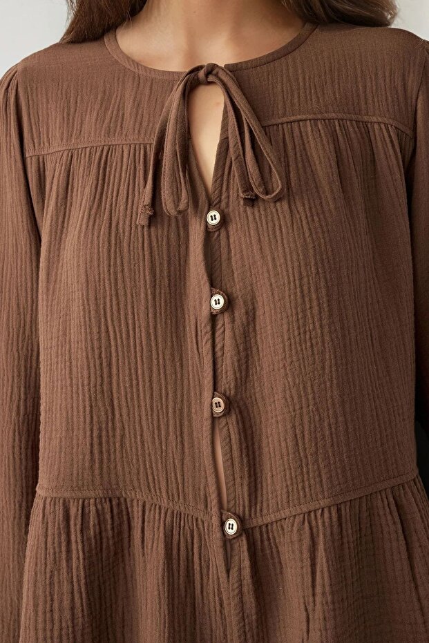 Ön Bağlama Detaylı Rahat Kalıp Müslin Gömlek Bluz - 4