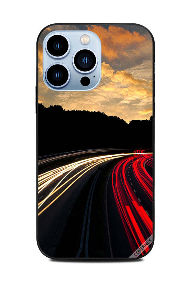 غطاء حماية لجهاز Apple iPhone 13 Pro Lightening Road