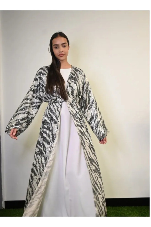 Silver Glow Black And White Abaya With Sequin Embellishments
