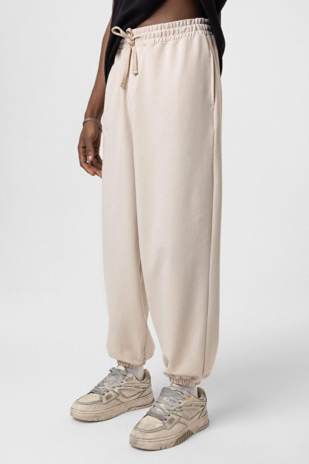 Basic Elastic Cuffed Oversized Sweatpants Beige - 3