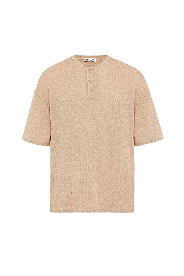 تي شيرت أساسي ذو ياقة كبيرة الحجم من الحجر - 2