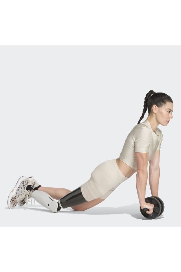 Workout Essentials Tee Shine - 6