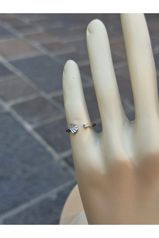 Minimal Seashell Detailed Joint and Pinky Ring