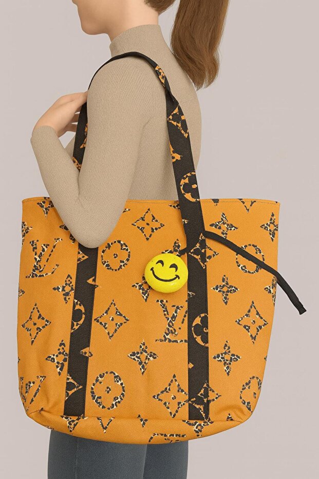 ΤΣΑΝΤΑ ΠΑΡΑΛΙΑΣ - 1