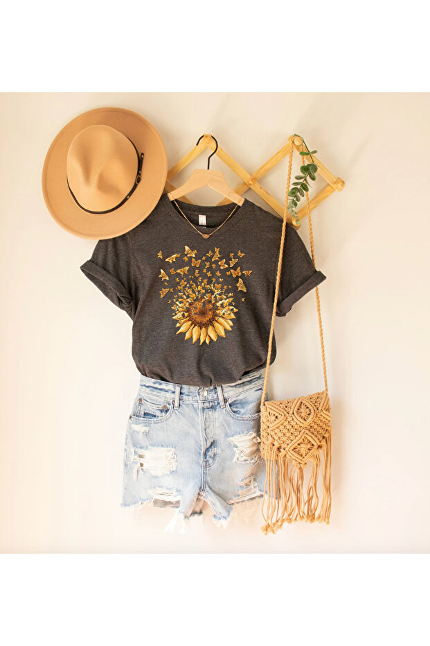 Anthracite "Sunshine & Butterfly" Printed Women's T-Shirt – Summer Bohemian Style