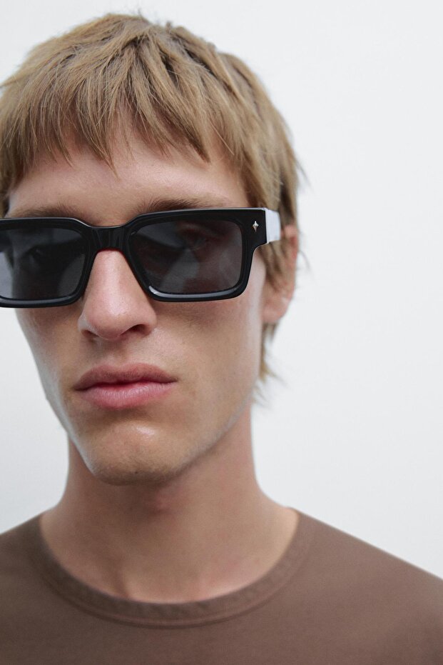 Distressed görünümlü kısa kollu t-shirt - 4