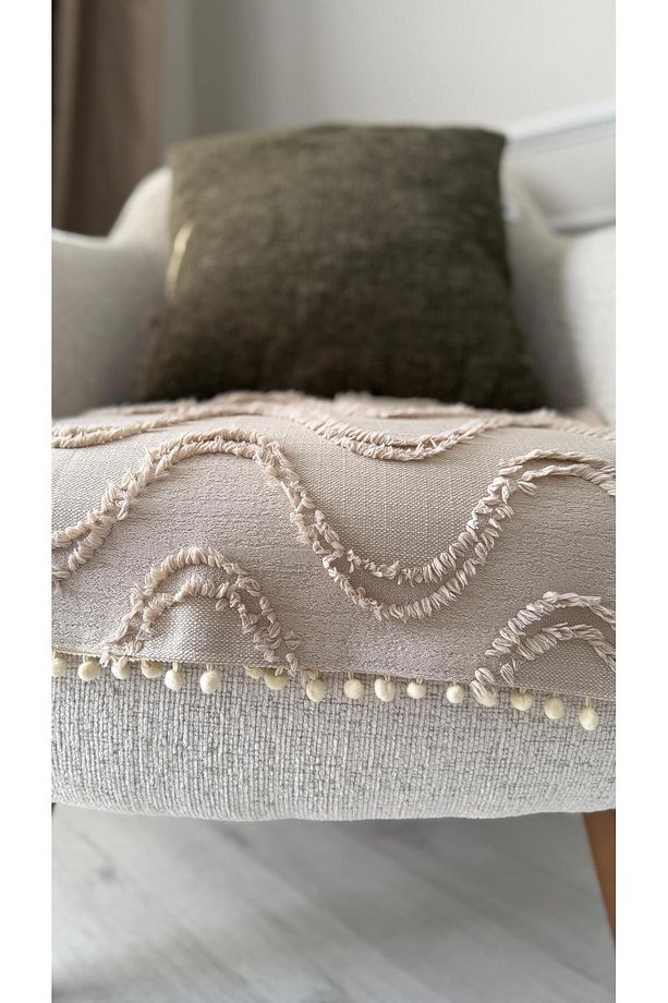 Oturma Yerini Kapatan Dalgalı Ponponlu Koltuk Örtüsü | Berjer Örtüsü 70x95 Cm Vizon - 3