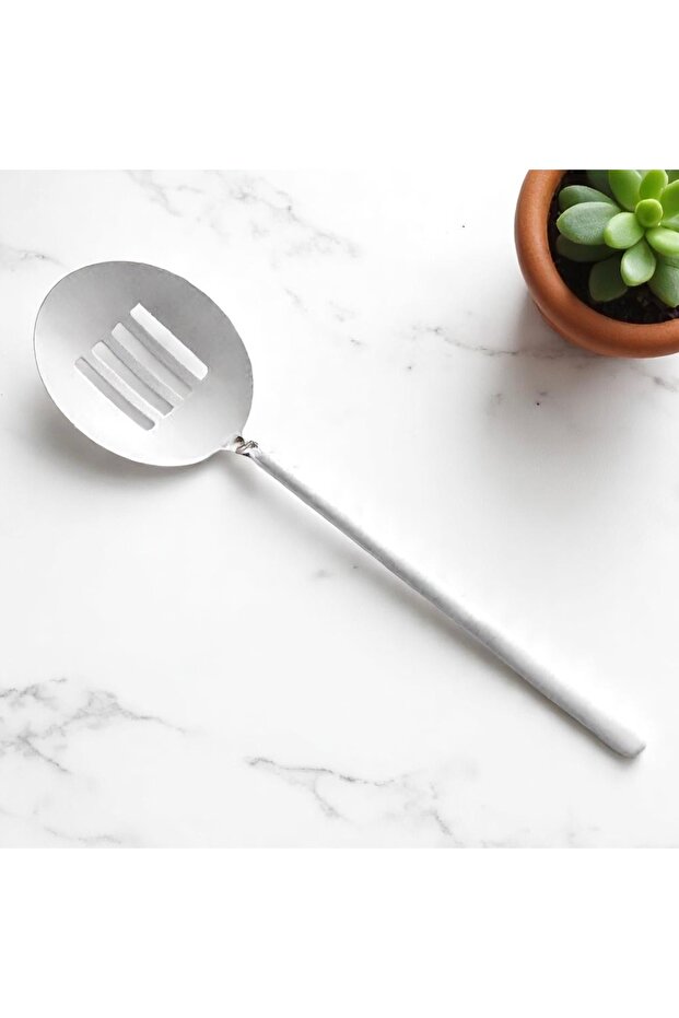 1 Small Hole Strainer Spoon