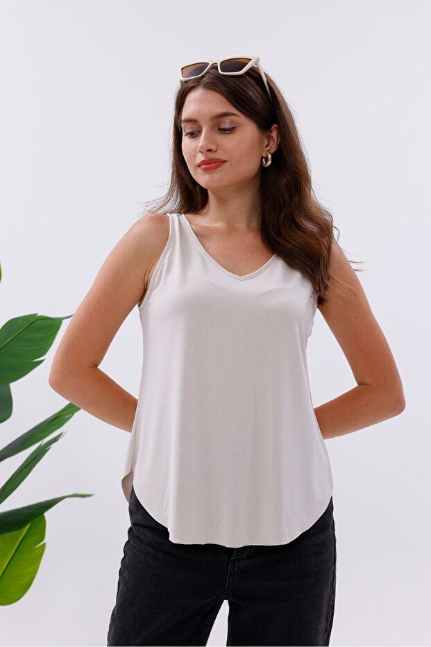 قميص داخلي من نسيج الليكرا مودال برقبة على شكل حرف V - 3