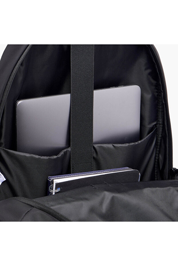 Solid Backpack with Adjustable Straps and Zip Closure - 19x35x50 cm - 7