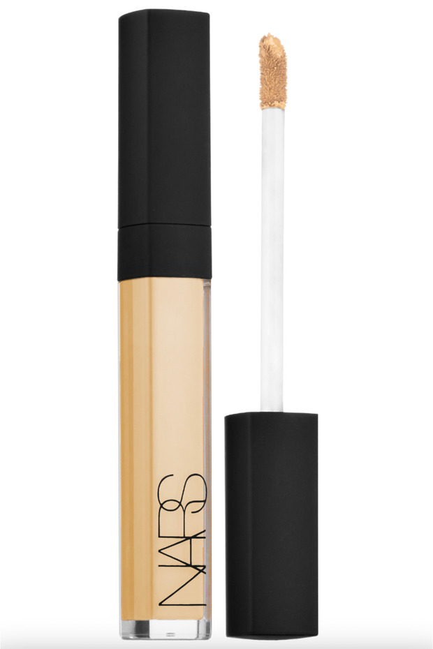 Radiant Creamy Concealer with Hydrating Medium Coverage - 1