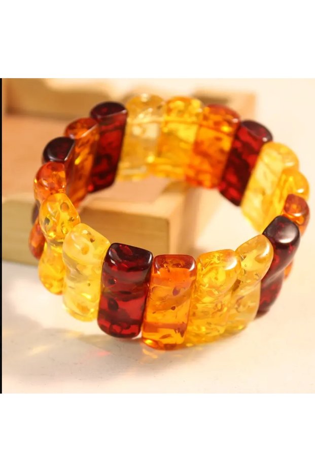 Yinglu Elegant Amber Stone Honey Bracelet for Men and Women - Vibrant Yellow, Red and Orange