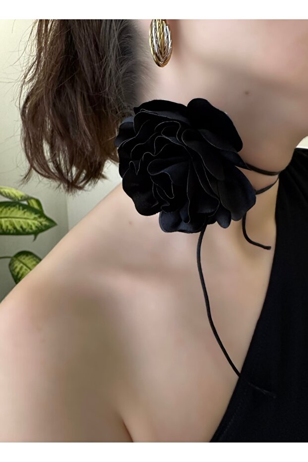 Halter Neck Fabric Flower Cloth Brooch Women Pendant Lace-Up Luxury Neck Accessory