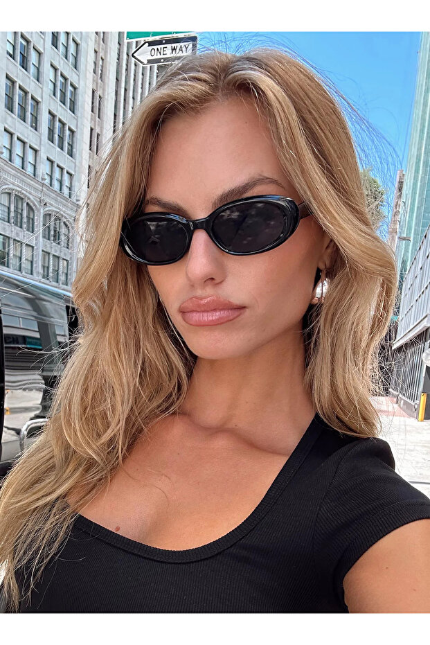 نظارة شمسية بإطار بيضاوي للجنسين UV400، أسود