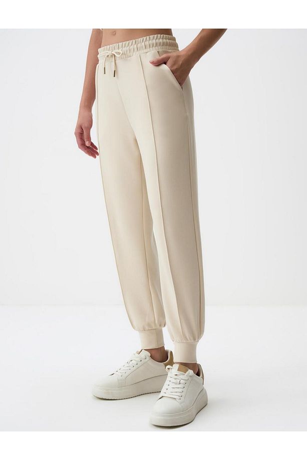 Bej Yüksek Bel Dar Paça Cepli Jogger Pantolon - 4