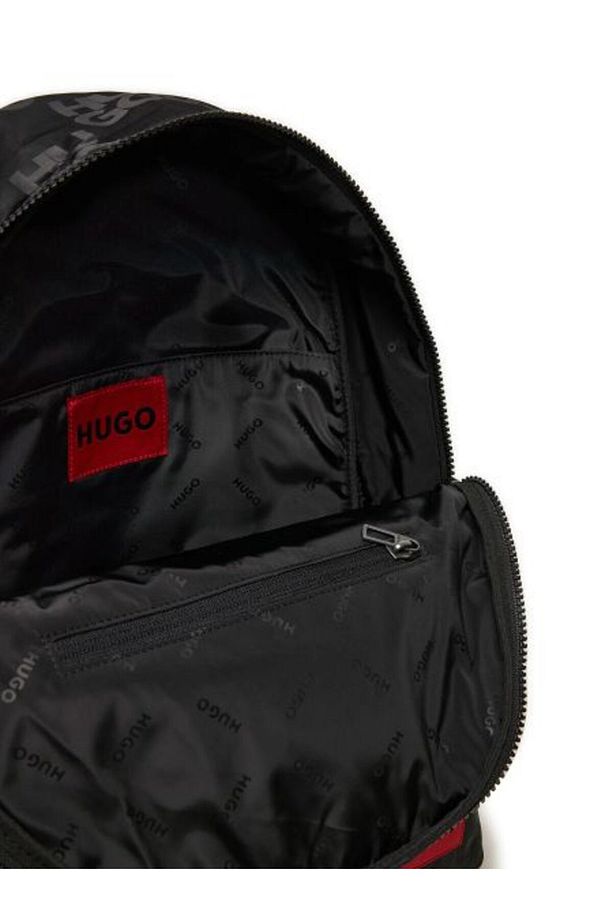 BACKPACK_MAN - 4