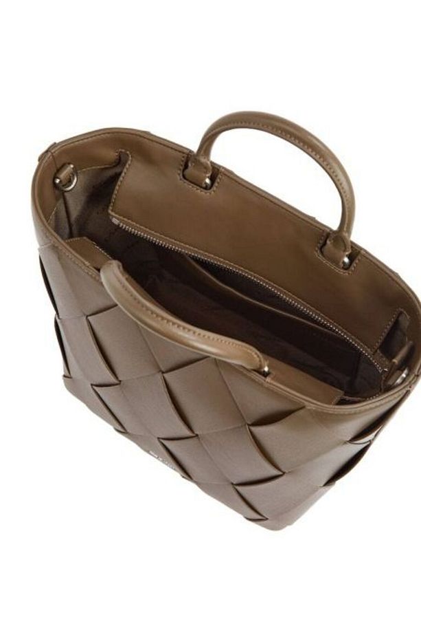 CK WOVEN MEDIUM TOTE - 3